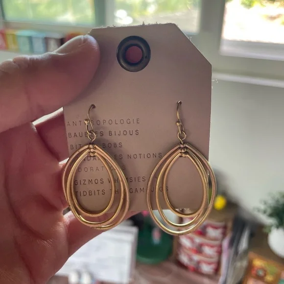 BRAND NEW Anthropologie Gold Hoop dangle Earrings - Picture 2 of 4